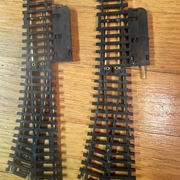 ATLAS HO train system Left and Right switches total of 4 - Picture 10 of 16
